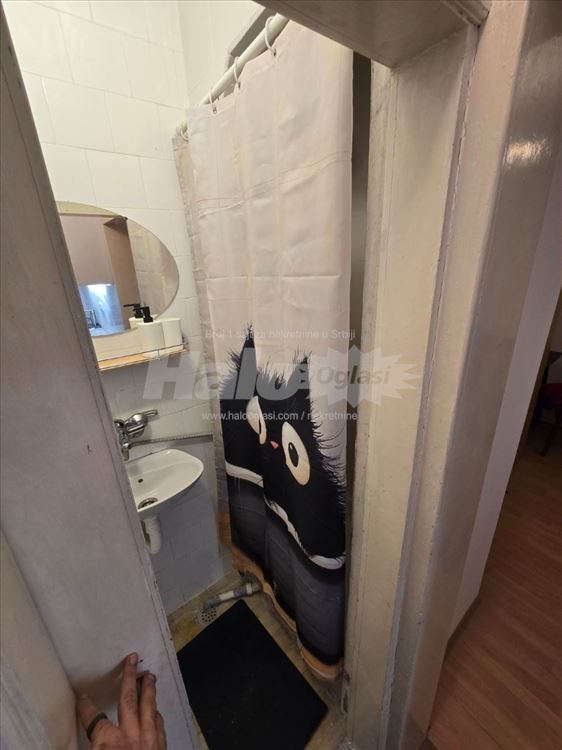 Izdajem garsonjeru 19m², kod Kalenić pijace — 6