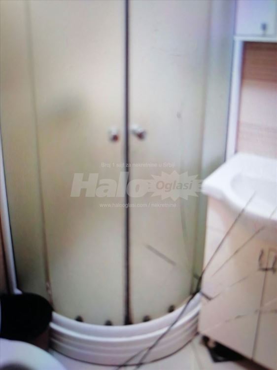 Izdajem garsonjeru 25m2 Danilova 13 Mirijevo — 3