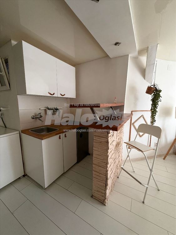 Izdajem garsonjeru 28 m2 u Krunskoj, Vračar — 11