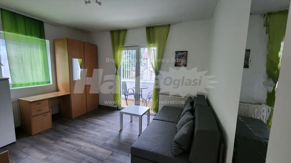 Izdajem garsonjeru 28kv u Rakovici ,vlasnik — 5
