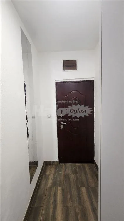 Izdajem garsonjeru 28kv u Rakovici ,vlasnik — 7