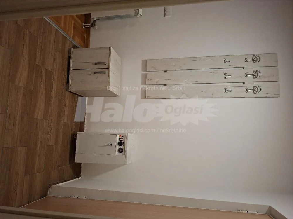 Izdajem garsonjeru — 6