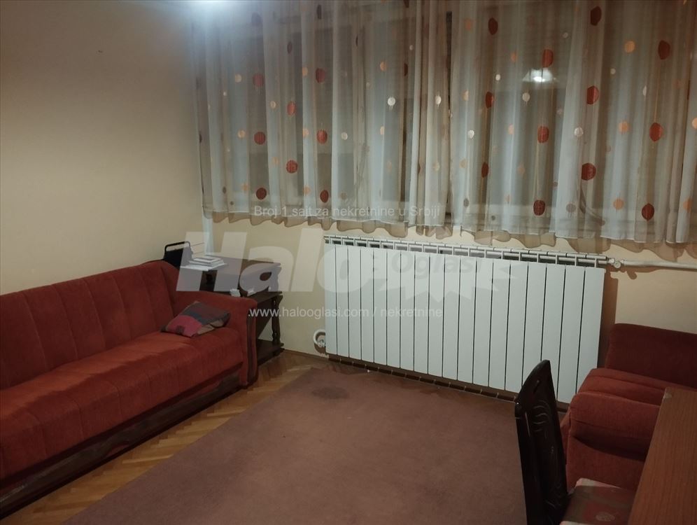 Izdajem garsonjeru na Banovom brdu — 4