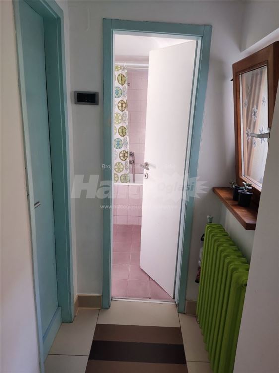 Izdajem garsonjeru na Karaburmi 25m2 Beograd — 7