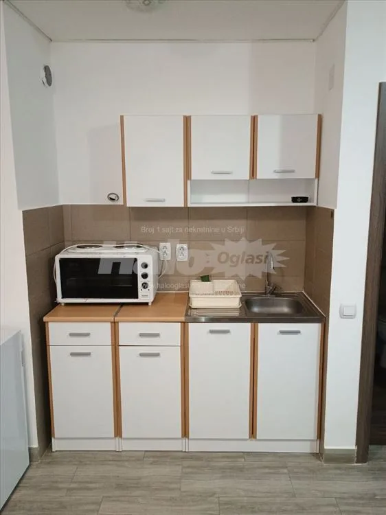 Izdajem garsonjeru na Petlovom brdu — 7