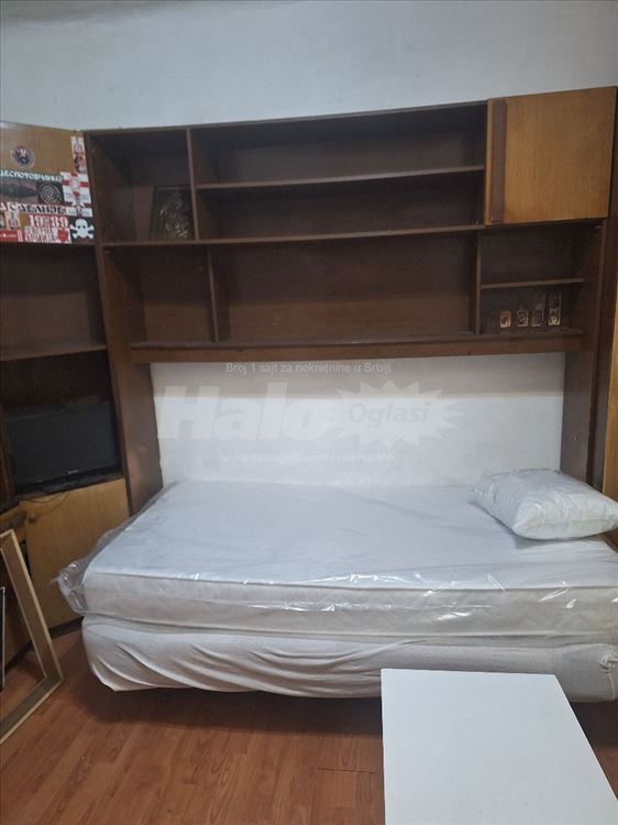 Izdajem garsonjeru na Vračaru — 4