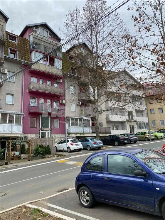 Izdajem garsonjeru u Rakovici - nameštena 25kv — 9