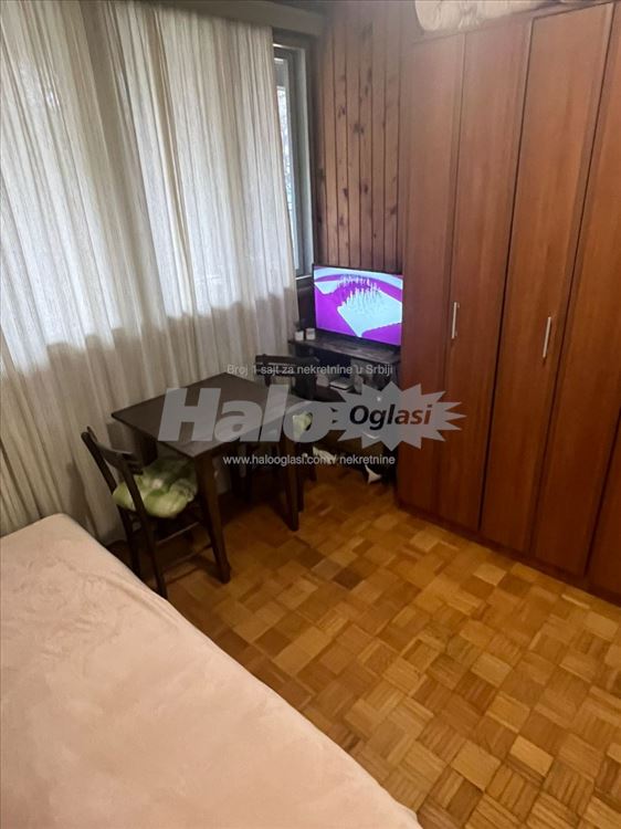 Izdajem garsonjeru u Studentskoj — 2