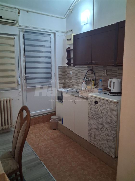 Izdajem garsonjeru u Višnjičkoj Banji — 2