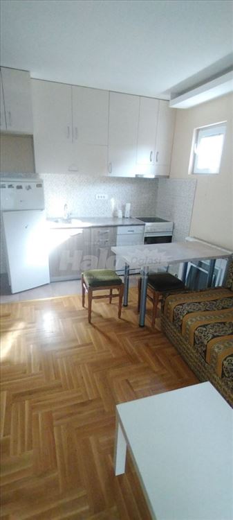 Izdajem garsonjeru. Višnjicka Banja,novo namešteno — 2