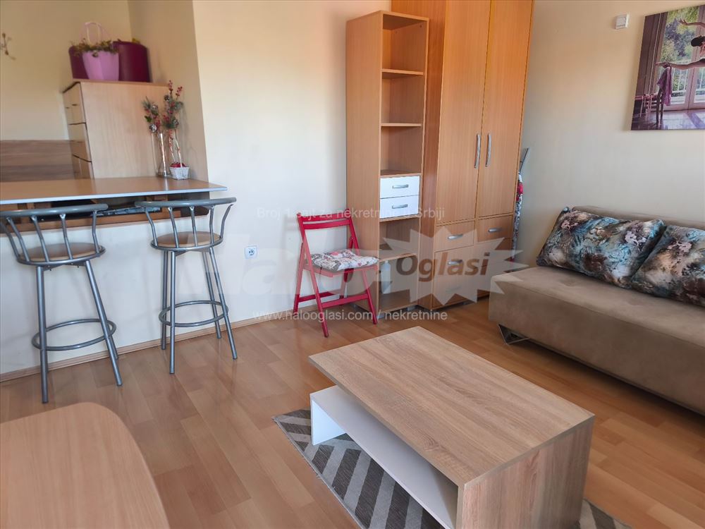 Izdajem garsonjeru Zemun, Altina, 35m2 — 6