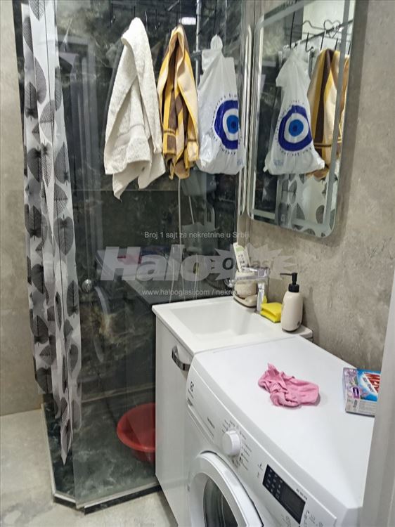 Izdajem Jednoiposoban, namešten, Žarkovo,Trgovačka — 15
