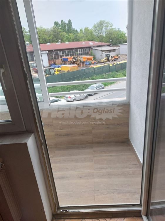 Izdajem jednoiposoban stan 35m2 — 4