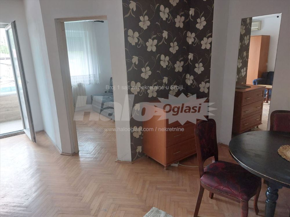 Izdajem jednoiposoban stan 35m2 — 6