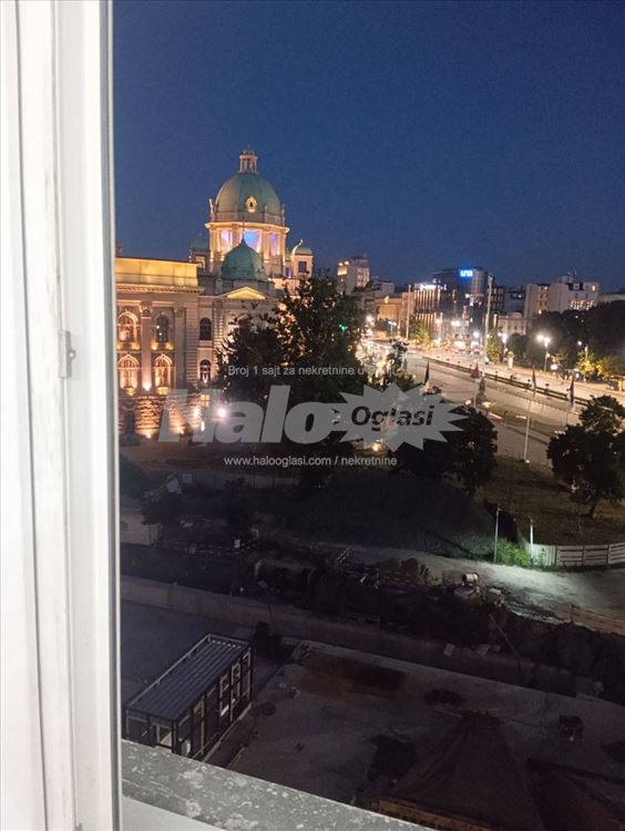 Izdajem jednoiposoban stan — 9