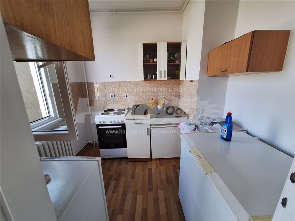 Izdajem jednoiposoban stan u Brace Jerkovica — 3