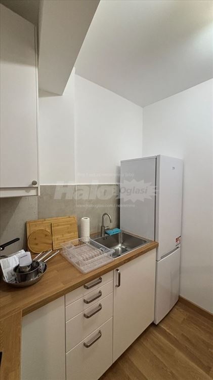 Izdajem jednosoban stan I 30m² I Uključeno g.mesto — 7