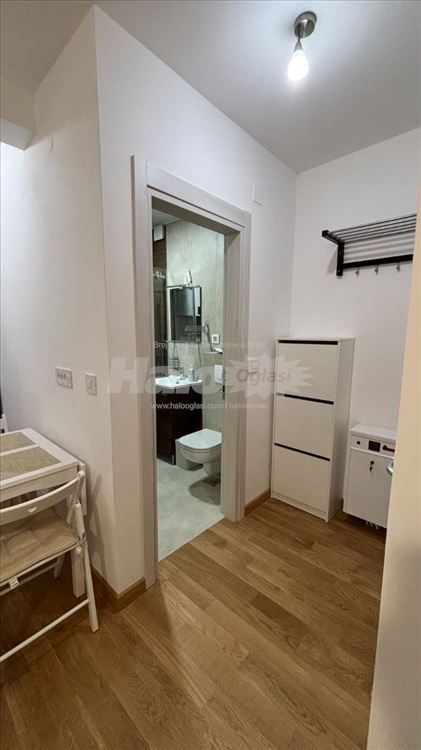 Izdajem jednosoban stan I 30m² I Uključeno g.mesto — 10