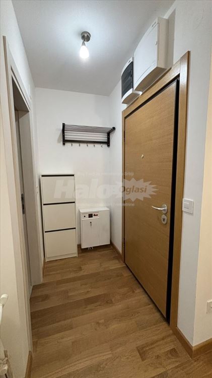 Izdajem jednosoban stan I 30m² I Uključeno g.mesto — 12