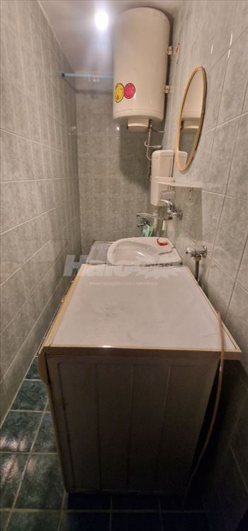 Izdajem jednosoban stan — 3