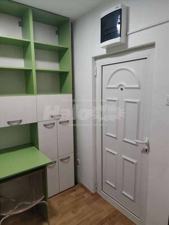 Izdajem jednosoban stan na Bežanijskoj kosi — 6