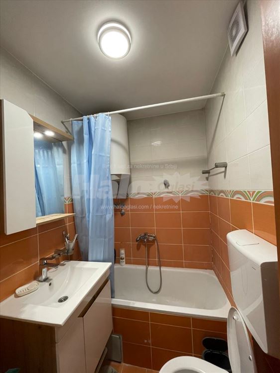 izdajem jednosoban stan Niška — 7