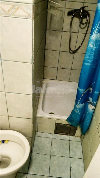 izdajem jednosoban stan u Braće Jerković — 7