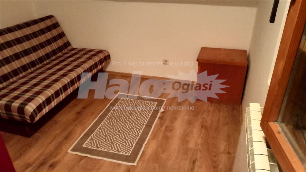 izdajem jednosoban stan u Braće Jerković — 10