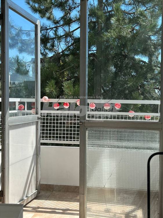Izdajem jednosoban svetao stan, 25.maj, Dorcol — 11
