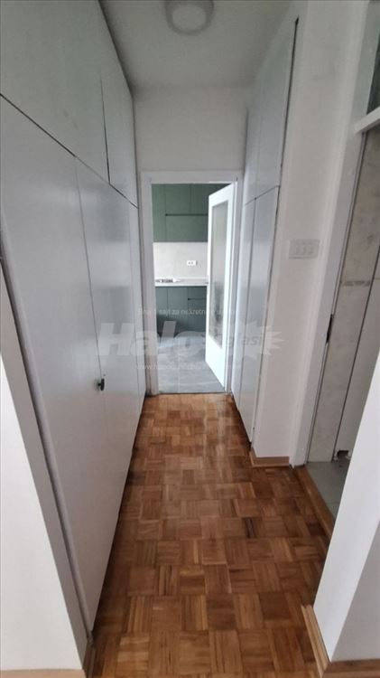 Izdajem jednosoban svetao stan, 25.maj, Dorcol — 12