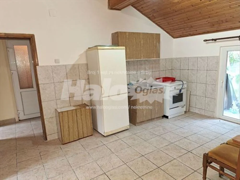 Izdajem komforan dvosoban stan Centar III — 5