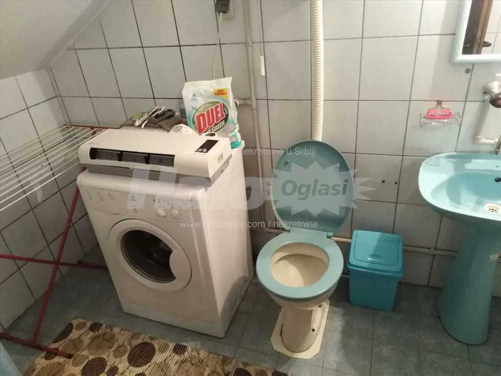 Izdajem kompletno namešten stan — 5