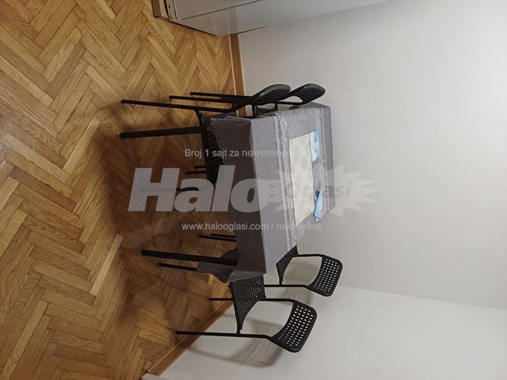 Izdajem kompletno namesten stan na banjici — 7