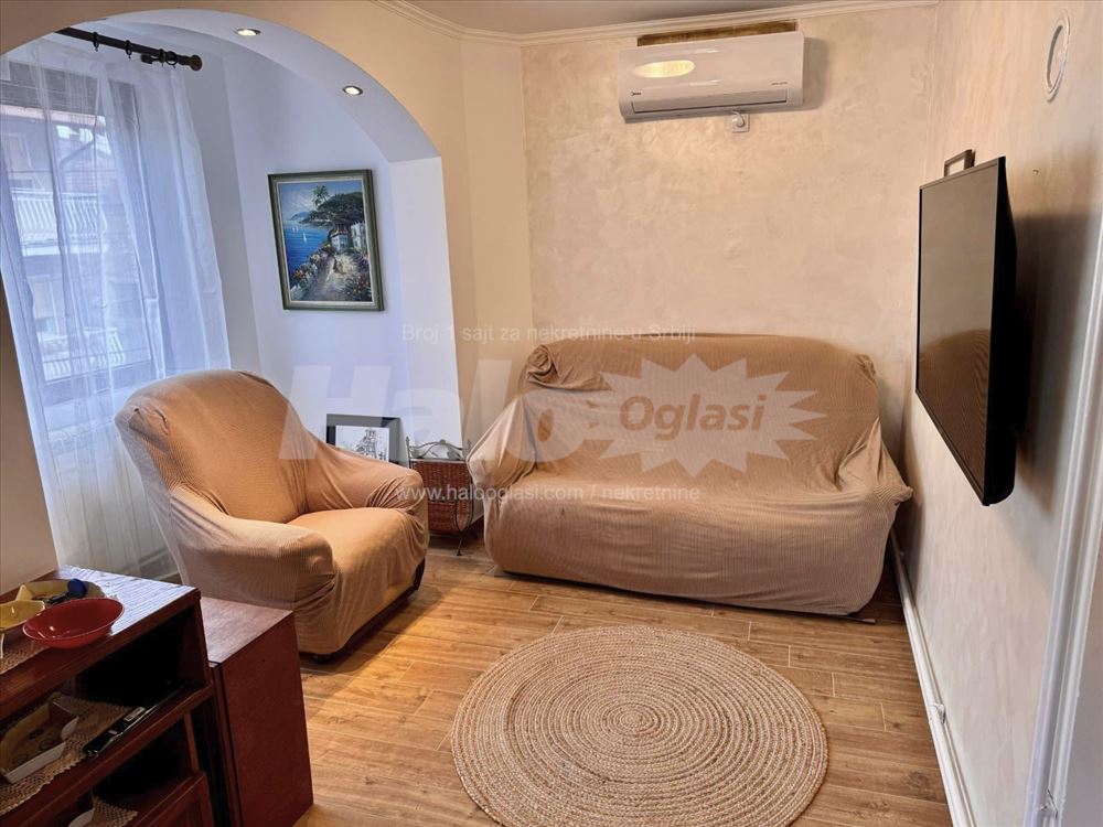 Izdajem kompletno namešten stan — 10