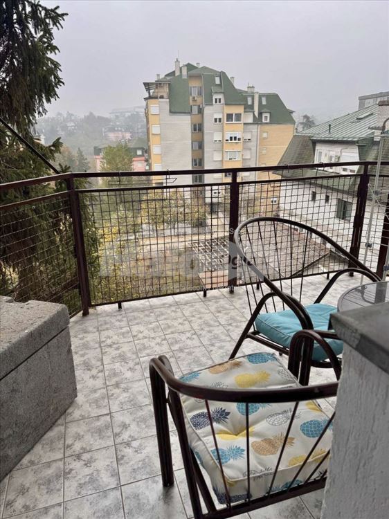 Izdajem kompletno namešten stan — 14