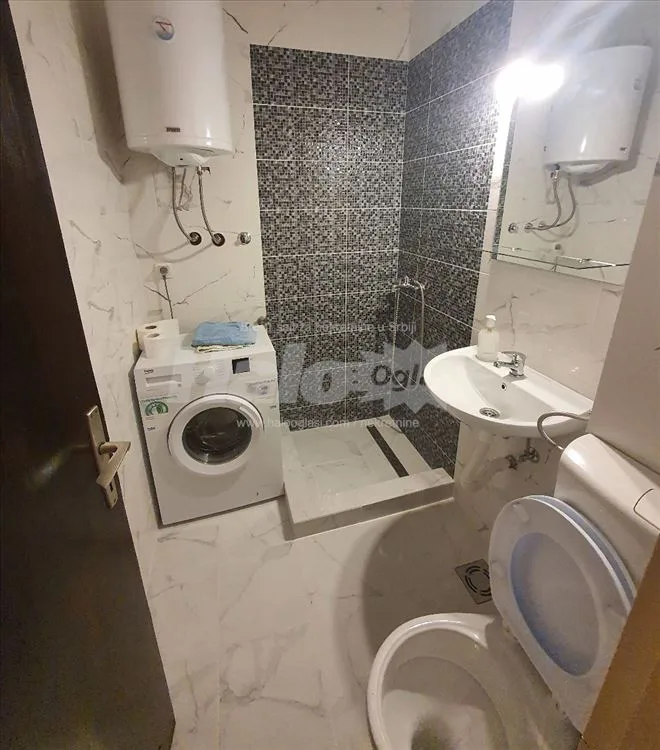 Izdajem kompletno nameštenu garsonjeru u Borči — 5