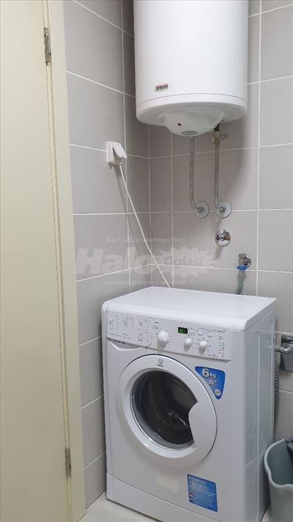 Izdajem kompletno opremljen stan - Novi Beograd — 13