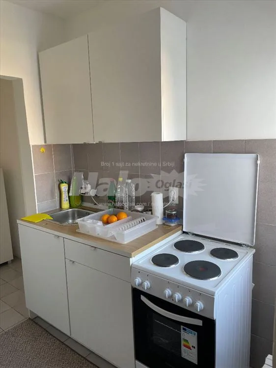 Izdajem kompletno renoviran stan na Ceraku — 4