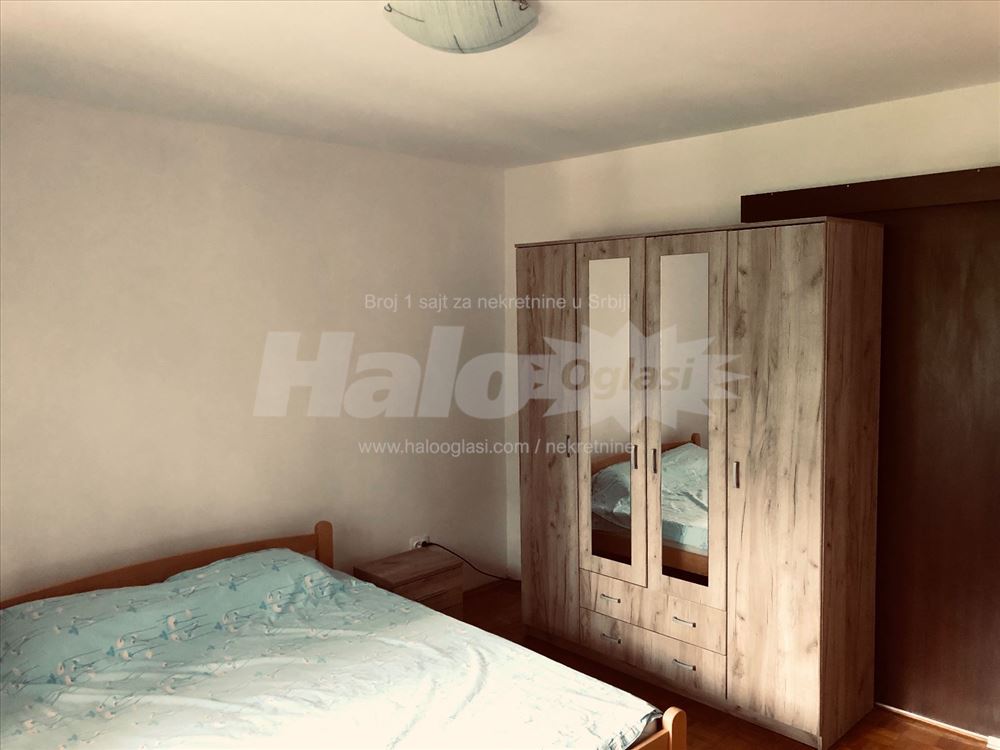 Izdajem Kucu 80 m2 stari tip na Zvezdari — 5