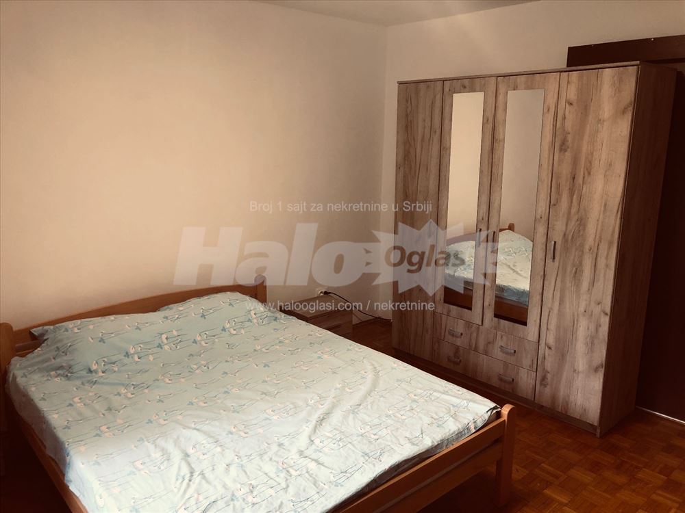 Izdajem Kucu 80 m2 stari tip na Zvezdari — 6