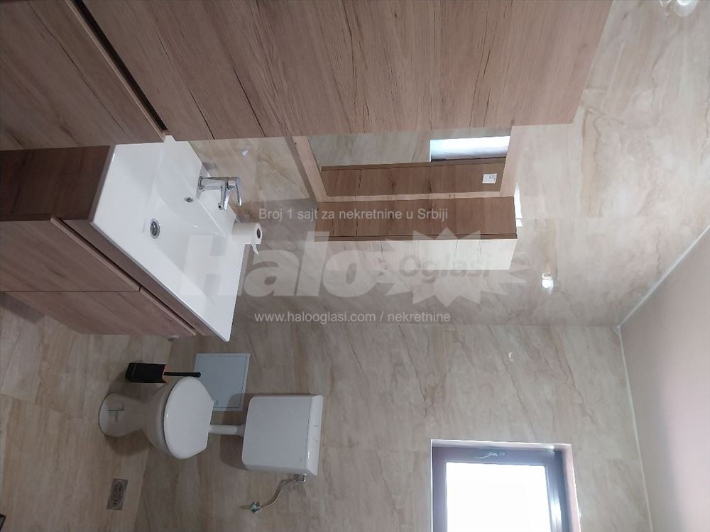 Izdajem kucu — 3
