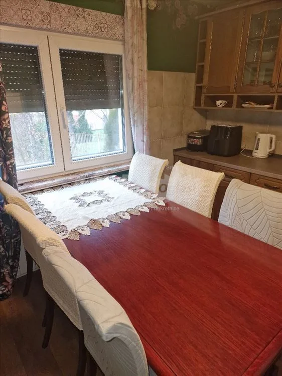 Izdajem kuću , prizemlje 65 m2 — 8