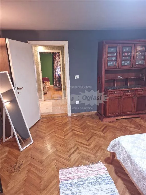 Izdajem kuću , prizemlje 65 m2 — 13