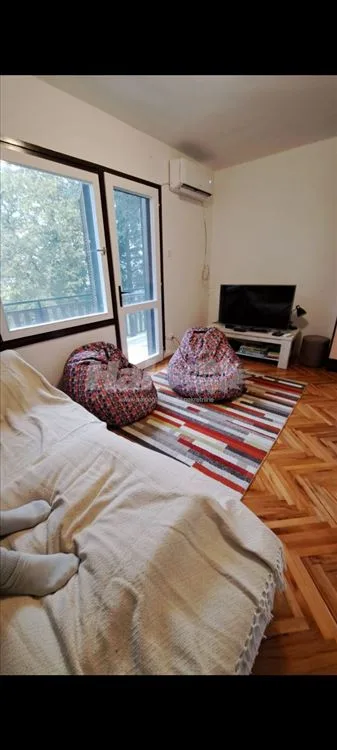 Izdajem kuću na Kosmaju — 7