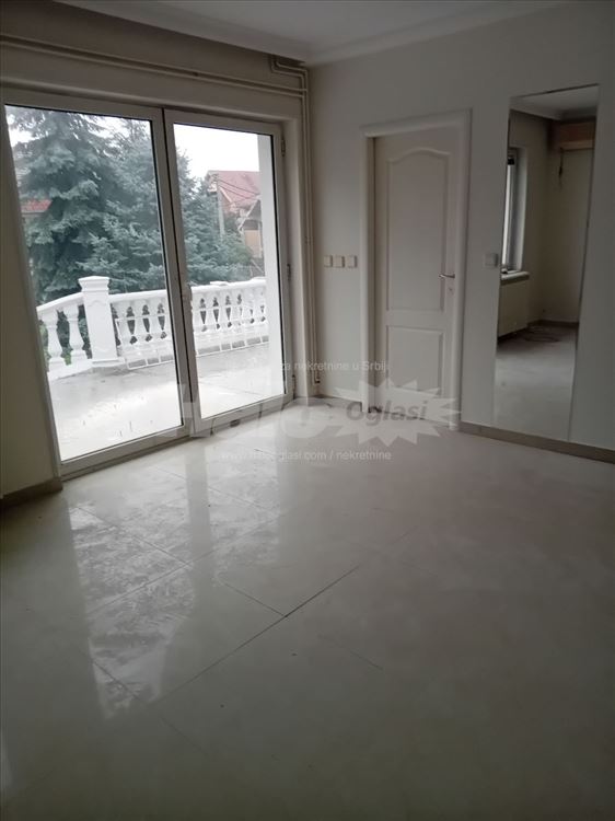 Izdajem kuću na Zvezdari — 8