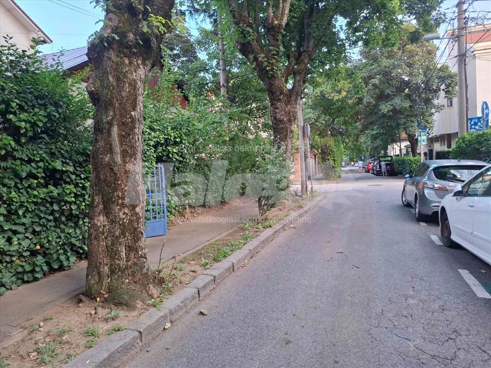 Izdajem kuću na Zvezdari — 14