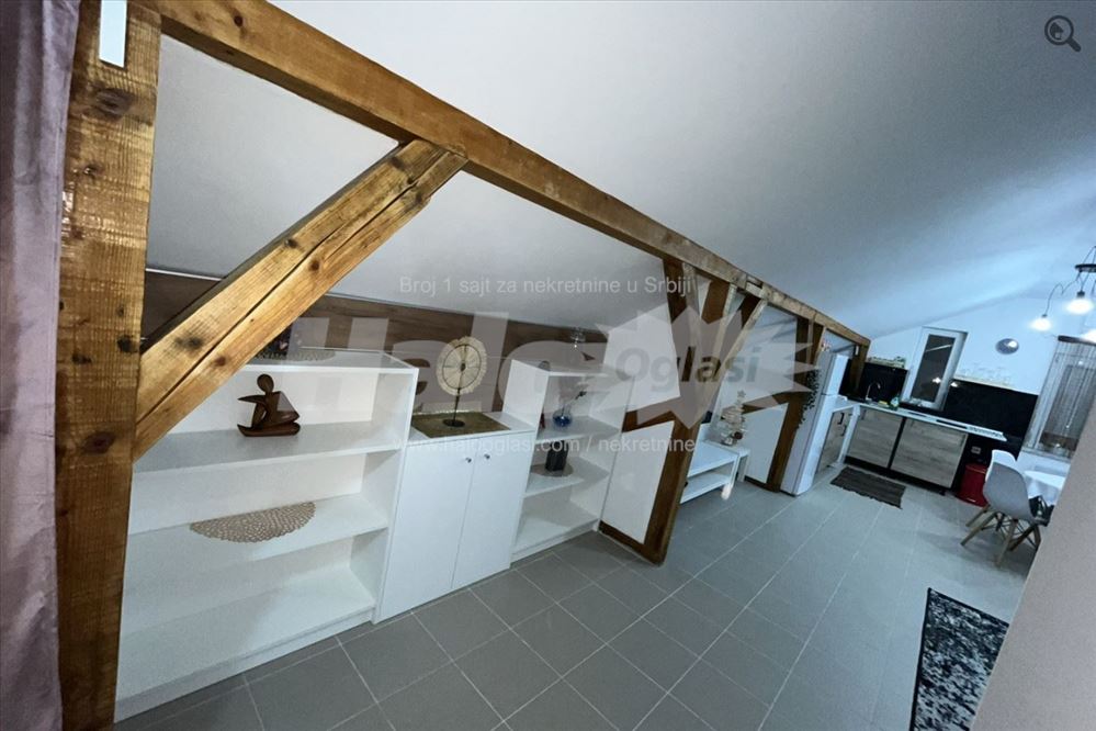 Izdajem lep dvoiposoban stan 70m2 — 2