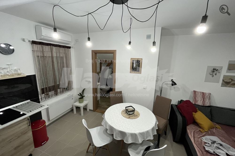 Izdajem lep dvoiposoban stan 70m2 — 10