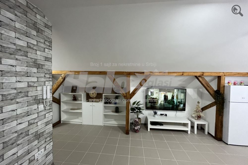 Izdajem lep dvoiposoban stan 70m2 — 12