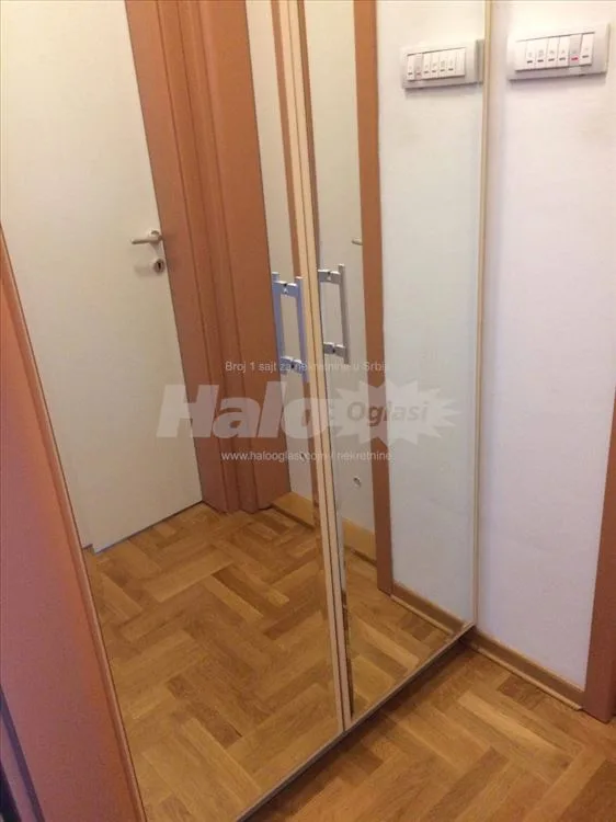 Izdajem lep dvosoban stan u novogradnji — 6